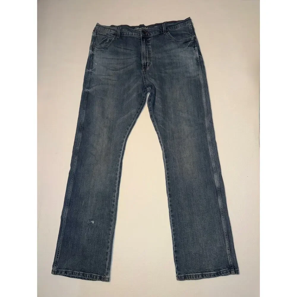 Wrangler retro men’s bootcut blue jeans